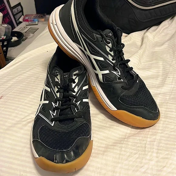 Used ASICS volleyball